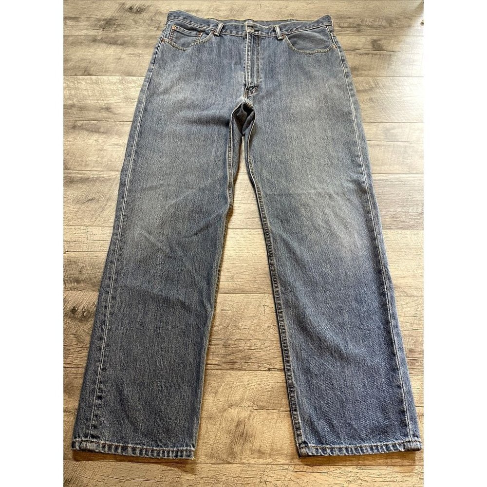 Levi's 550 Jeans Mens 40x33 Blue Denim Light Wash Relaxed Distressed High Rise